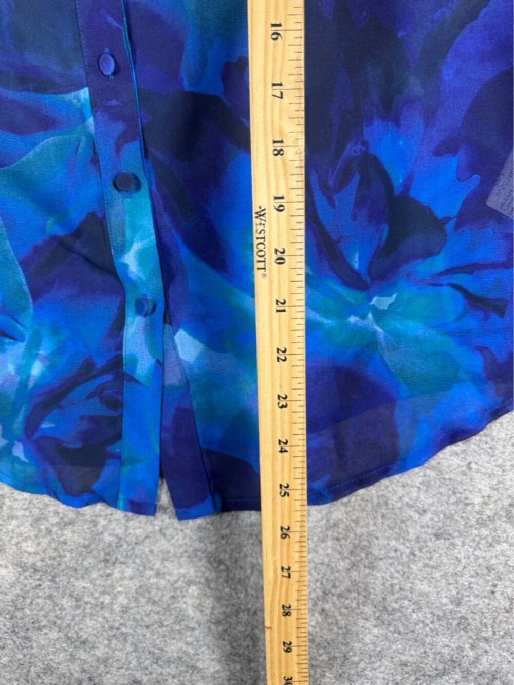 RNWY RUNAWAY Sheer Blue Abstract Print Button Up Floral Blouse Size M Career - Picture 9 of 15